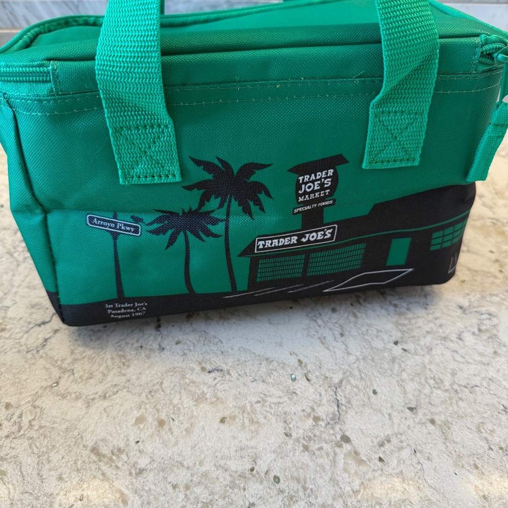 NWt - Green Trader Joe's Mini insulated‎ bag - Picture 5 of 10